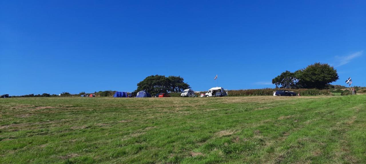 Summit Camping Kit Hill Cornwall Panoramic Views Grass Pitch From 15Pn Or Bella Bell Tent 75Pn Callington Exterior photo